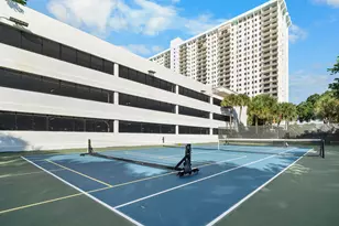 1201 S Ocean Dr, Hollywood, FL 33019 - Photo 35