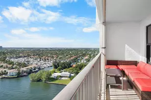 1201 S Ocean Dr, Hollywood, FL 33019 - Photo 33
