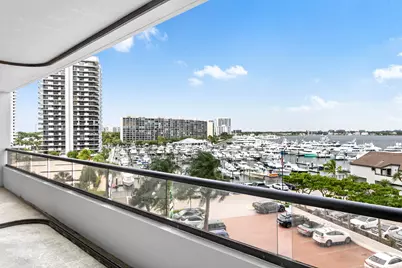 100 Lakeshore Drive #454, North Palm Beach, FL 33408 - Photo 13