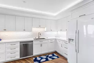 100 Lakeshore Dr, North Palm Beach, FL 33408 - Photo 9