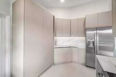 6170 Lake Hibiscus Drive, Delray Beach, FL 33484 - Photo 7