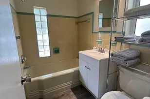 2508 Bay Dr, Pompano Beach, FL 33062 - Photo 9