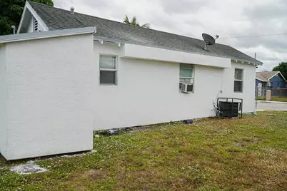 908 W 5th Street, Riviera Beach, FL 33404 - Photo 19
