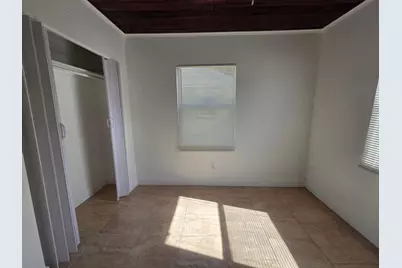 908 W 5th Street, Riviera Beach, FL 33404 - Photo 25