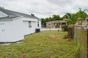 908 W 5th St, Riviera Beach, FL 33404 - Photo 19
