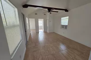 908 W 5th St, Riviera Beach, FL 33404 - Photo 21