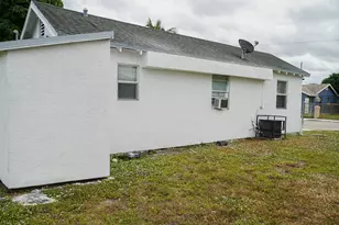 908 W 5th St, Riviera Beach, FL 33404 - Photo 19