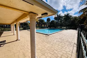 1106 Meadows Cir, Boynton Beach, FL 33436 - Photo 5