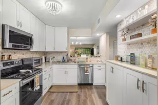 10110 Cedar Point Blvd, Boynton Beach, FL 33437 - Photo 9