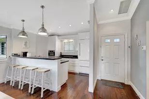 515 Club Dr, Palm Beach Gardens, FL 33418 - Photo 3