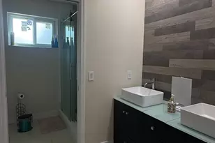 337 E Lake Rd, Palm Springs, FL 33461 - Photo 13