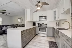 151 Saxony D, Delray Beach, FL 33446 - Photo 9