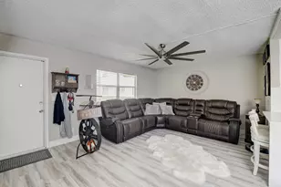 151 Saxony D, Delray Beach, FL 33446 - Photo 7