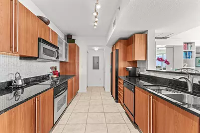 1551 N Flagler Drive #1415, West Palm Beach, FL 33401 - Photo 17