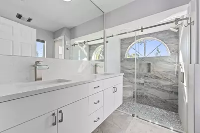 2471 SE Leithgow Street, Port Saint Lucie, FL 34952 - Photo 17