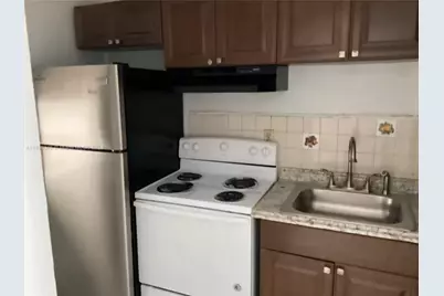 701 NE 8th Street #4, Hallandale Beach, FL 33009 - Photo 5