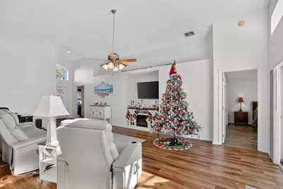 844 Casterton Circle, Davenport, FL 33897 - Photo 9