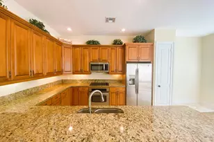 50 Via Poinciana Ln, Boca Raton, FL 33487 - Photo 13