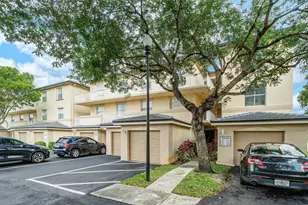 2040 Greenview Shores Blvd, Wellington, FL 33414 - Photo 3