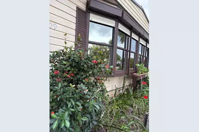 109 East Caribbean, Port Saint Lucie, FL 34952 - Photo 7