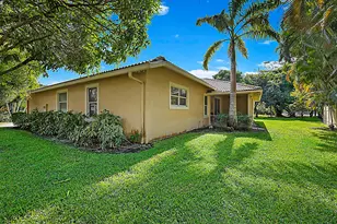 2963 Werwood Ct, Wellington, FL 33414 - Photo 37