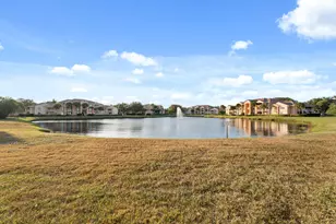 271 SW Palm Dr, Port Saint Lucie, FL 34986 - Photo 15