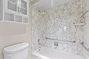 10777 W Sample Rd, Coral Springs, FL 33065 - Photo 25