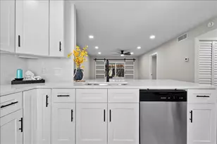 769 Nantucket Cir, Lake Worth, FL 33467 - Photo 3