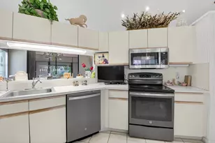 7972 Lexington Club Blvd, Delray Beach, FL 33446 - Photo 15