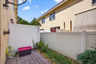 9440 SW Merlin Ct, Stuart, FL 34997 - Photo 21