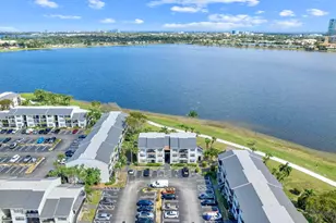 752 Executive Center Dr, West Palm Beach, FL 33401 - Photo 1