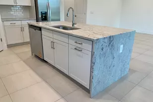 6950 SE Pk Trce Dr, Stuart, FL 34997 - Photo 7