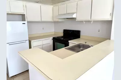 718 Executive Center Drive #34, West Palm Beach, FL 33401 - Photo 5