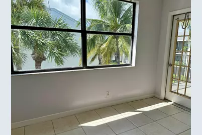 718 Executive Center Drive #34, West Palm Beach, FL 33401 - Photo 3