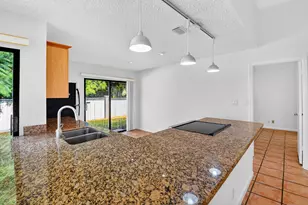 2515 Bedford Mews Dr, Wellington, FL 33414 - Photo 9