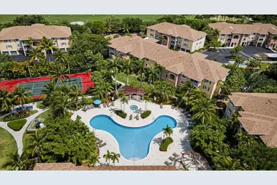 6450 Emerald Dunes Drive #301, West Palm Beach, FL 33411 - Photo 13