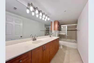 6450 Emerald Dunes Drive #301, West Palm Beach, FL 33411 - Photo 9
