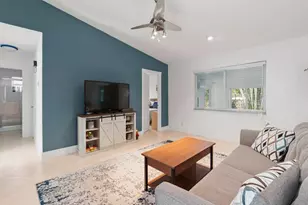288 NW 39th Way, Deerfield Beach, FL 33442 - Photo 15