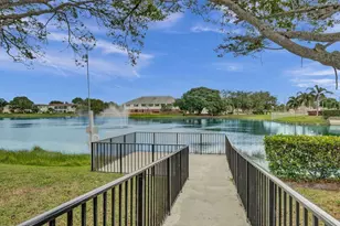118 Sheffield E, West Palm Beach, FL 33417 - Photo 17