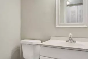 118 Sheffield E, West Palm Beach, FL 33417 - Photo 9