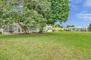 118 Sheffield E, West Palm Beach, FL 33417 - Photo 13