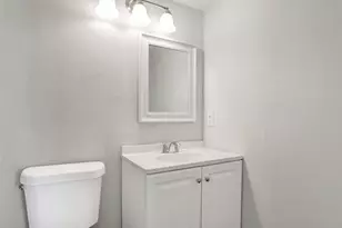118 Sheffield E, West Palm Beach, FL 33417 - Photo 5