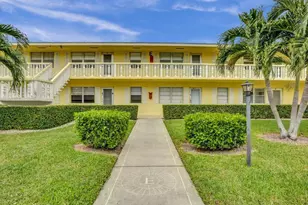 118 Sheffield E, West Palm Beach, FL 33417 - Photo 13