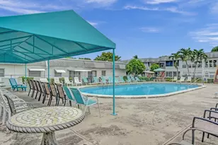 118 Sheffield E, West Palm Beach, FL 33417 - Photo 17