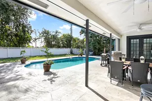 1855 Primrose Ln, Wellington, FL 33414 - Photo 19