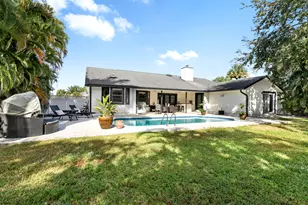 1855 Primrose Ln, Wellington, FL 33414 - Photo 23