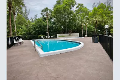 3100 Riverside Drive #307, Coral Springs, FL 33065 - Photo 17