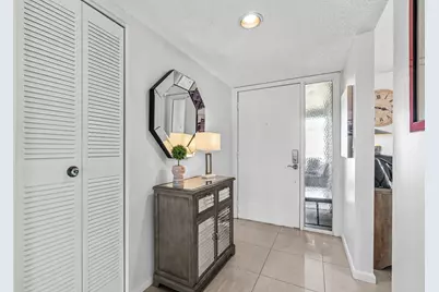 5589 Fairway Park Drive #202, Boynton Beach, FL 33437 - Photo 5