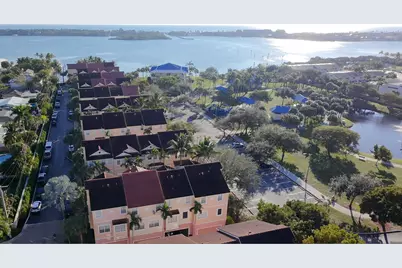 115 Harbors Way, Boynton Beach, FL 33435 - Photo 45