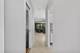 2140 NE 44th St, Lighthouse Point, FL 33064 - Photo 5